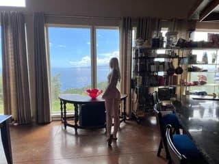 WebCAM of YaraLove
